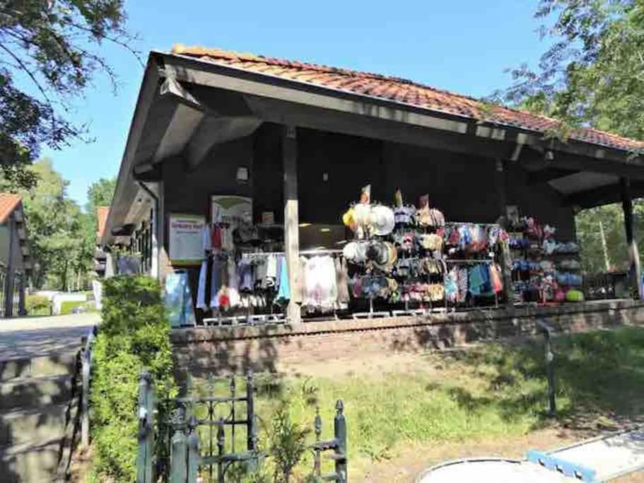 Chalet Toetje Op De Veluwe Hoenderloo Εξωτερικό φωτογραφία