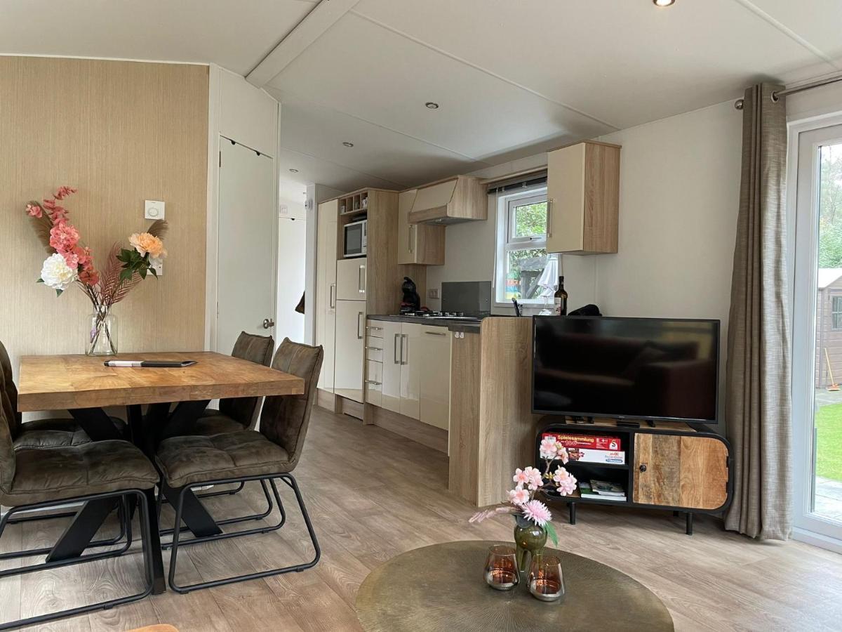Chalet Toetje Op De Veluwe Hoenderloo Εξωτερικό φωτογραφία